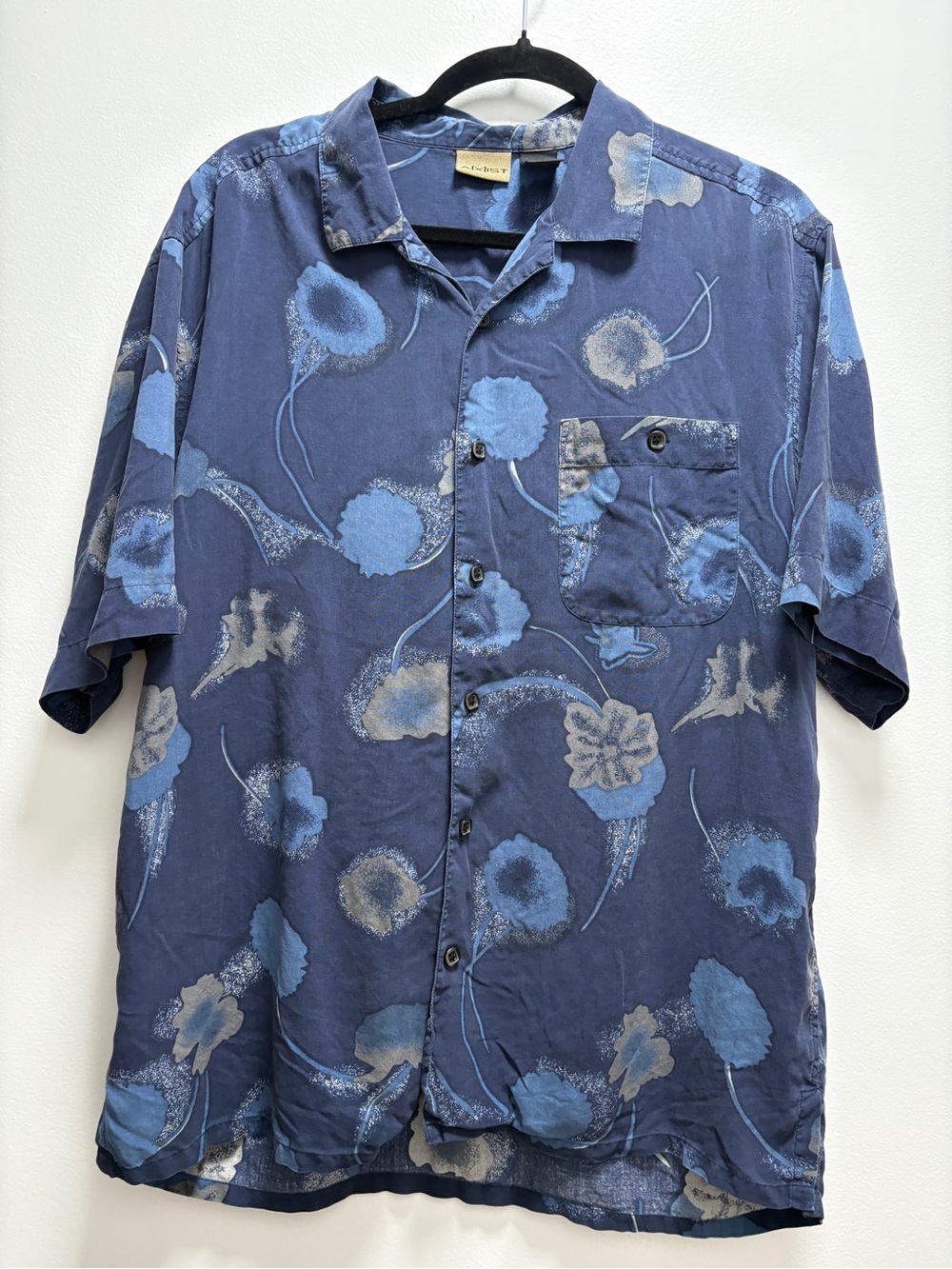 Axist Navy Floral Short-Sleeve Coastal Button-Up Silk Shirt Vintage Nautical